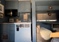 2004 RENEGADE FREIGHTLINER 5 HORSE REVERSEL SLANT HORSE VAN W/ FULL LQ! $95,900