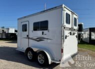 2017 FEATHERLITE 2 HORSE BUMPER PULL W/ DRESSING ROOM $17,900