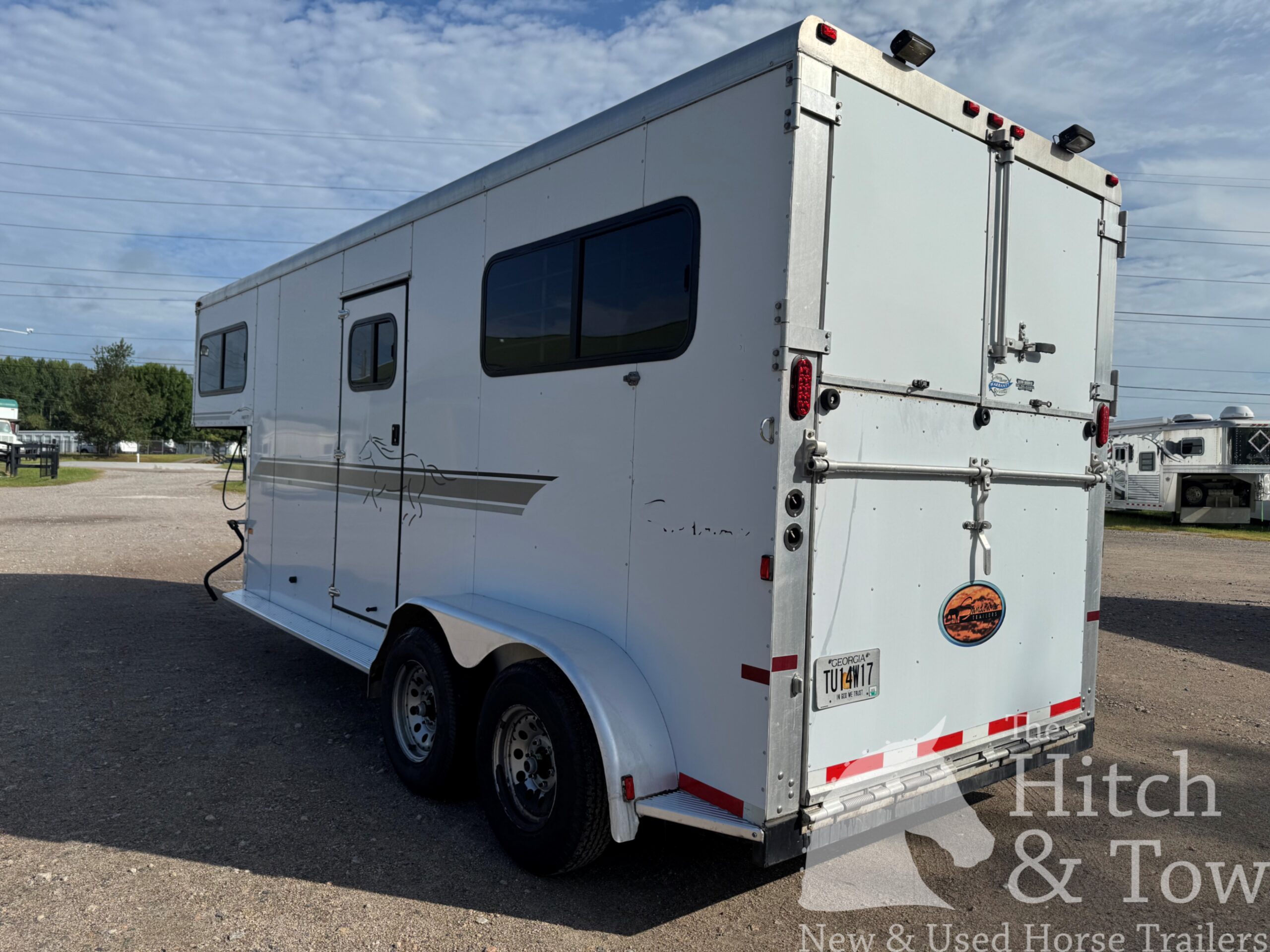 2004 SUNDOWNER 2 HORSE GOOSENECK WARMBLOOD DIMENSIONS! $11,900