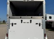 2017 FEATHERLITE 2 HORSE BUMPER PULL W/ DRESSING ROOM $17,900