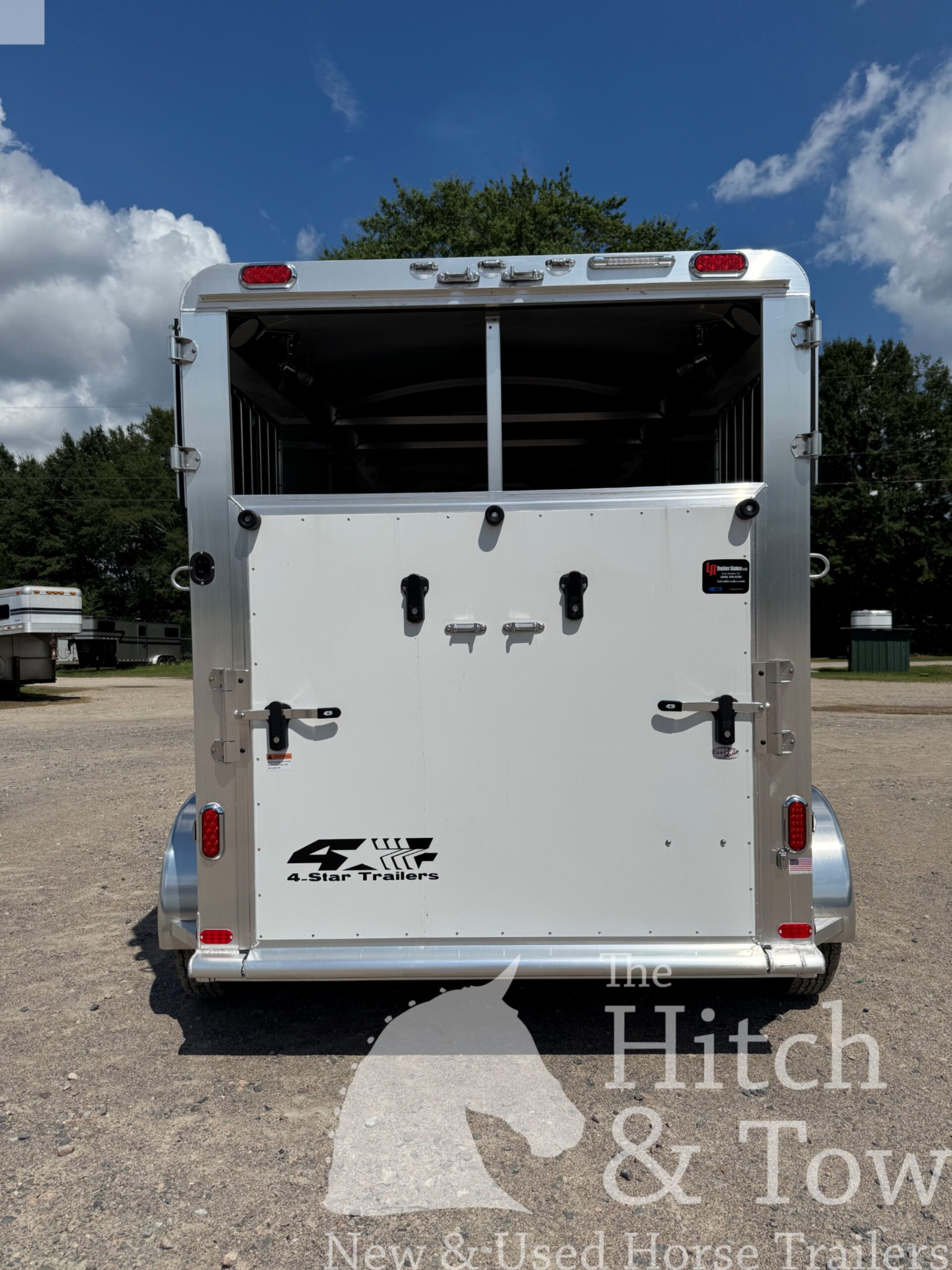 2026 4 STAR 2 HORSE STRAIGHT LOAD BUMPER PULL! $38,900