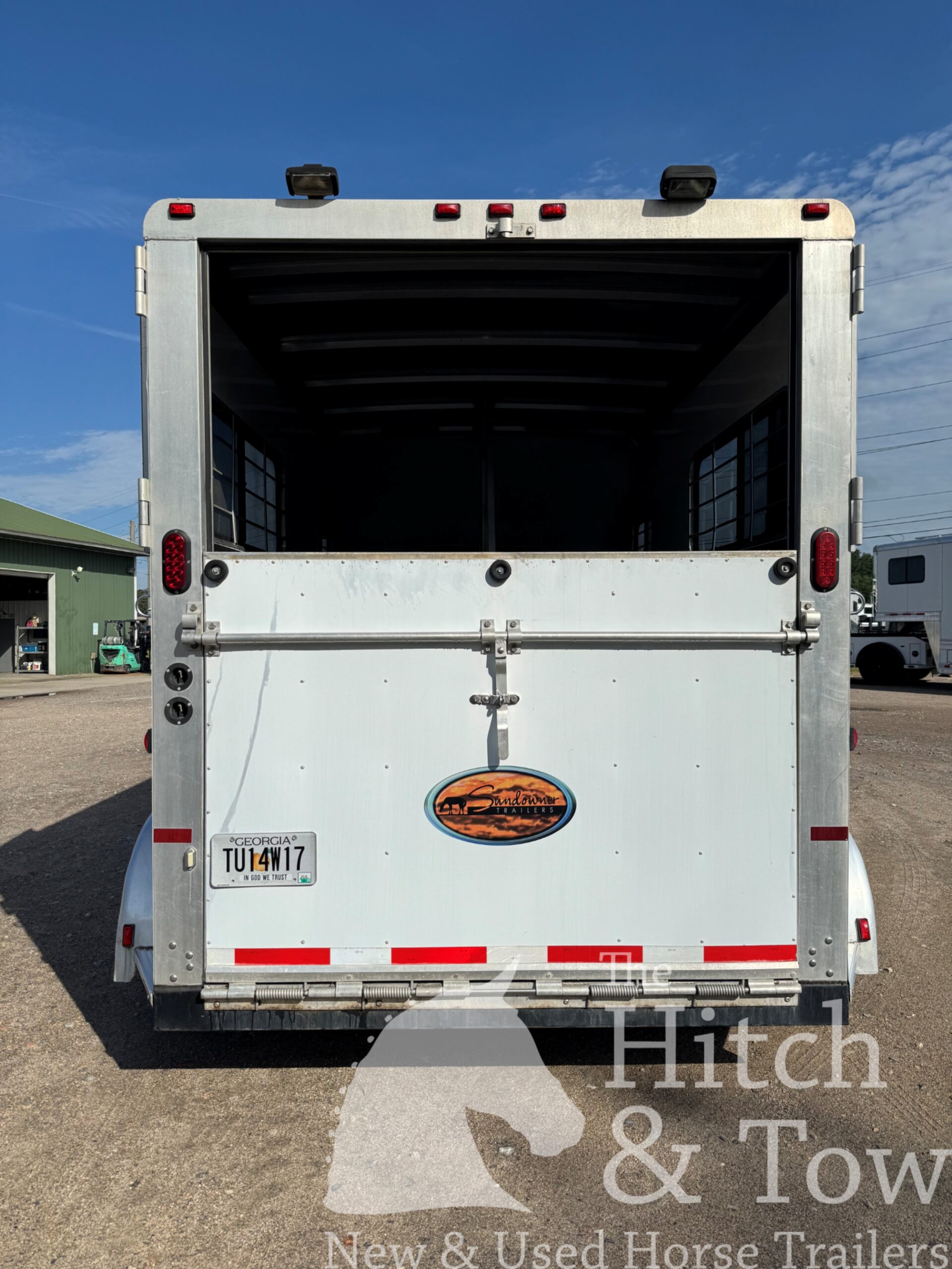 2004 SUNDOWNER 2 HORSE GOOSENECK WARMBLOOD DIMENSIONS! $11,900