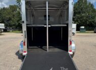 2026 4 STAR 2 HORSE STRAIGHT LOAD BUMPER PULL! $38,900