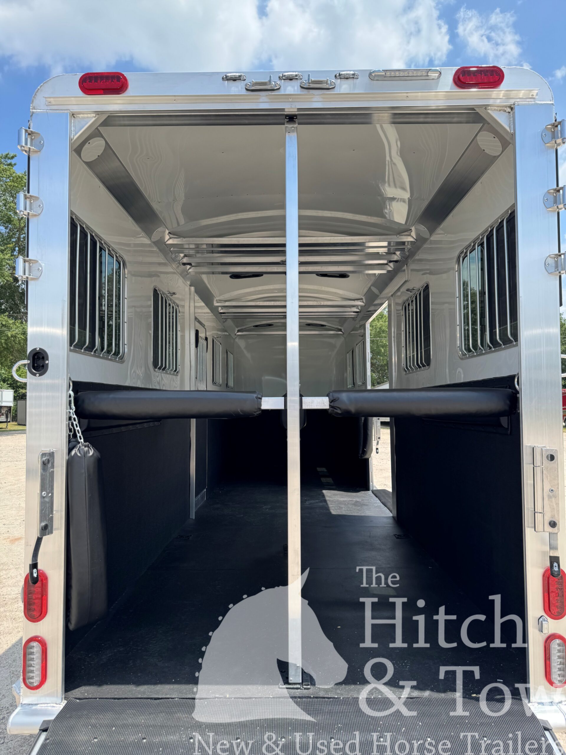 2027 4 STAR 4 HORSE HEAD TO HEAD W/ MANY UPGRADES!!! $79,900