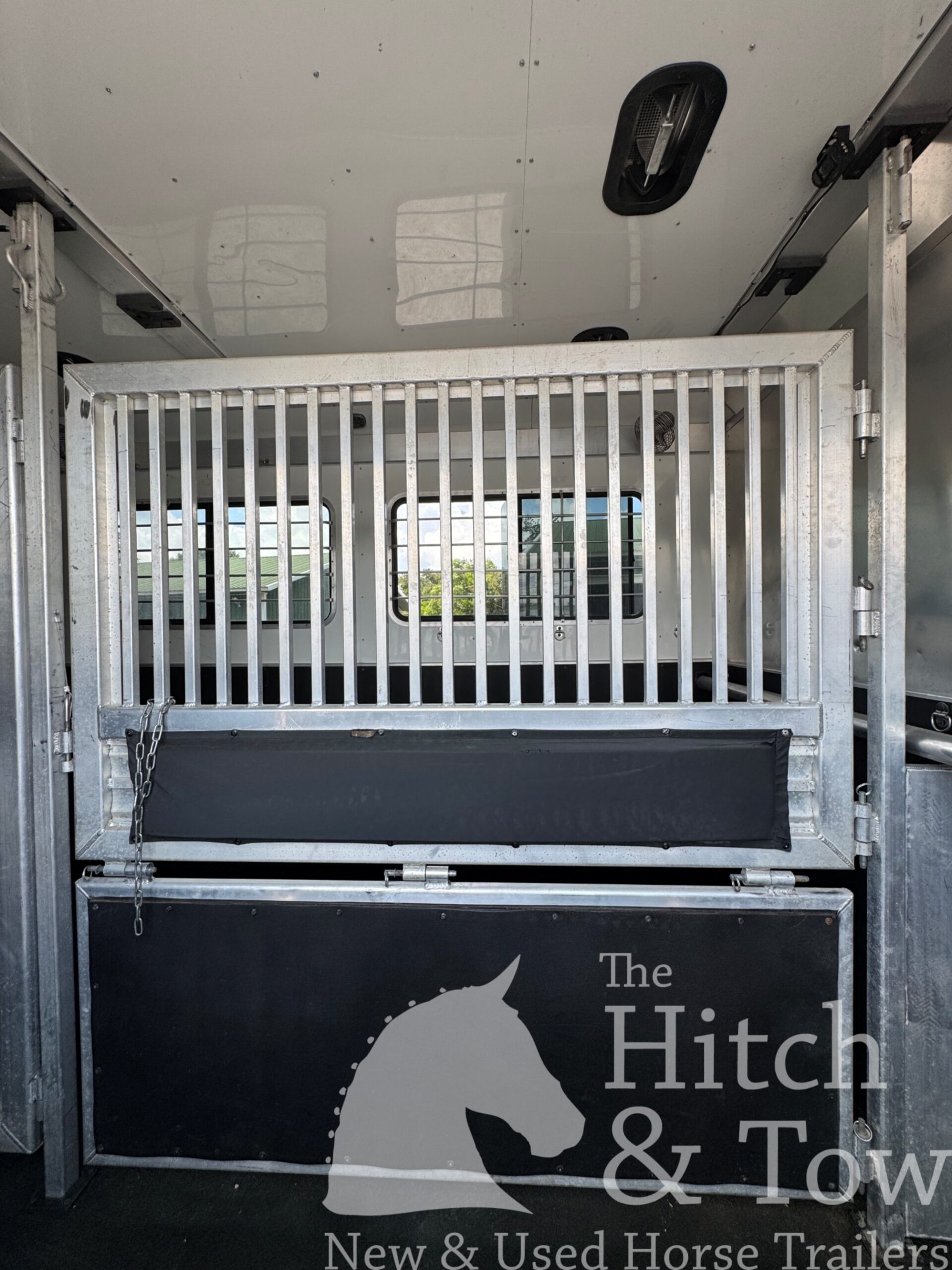 2017 ADAM 9 HORSE GOOSENECK & 2008 FREIGHTLINER TRUCK! $135,000