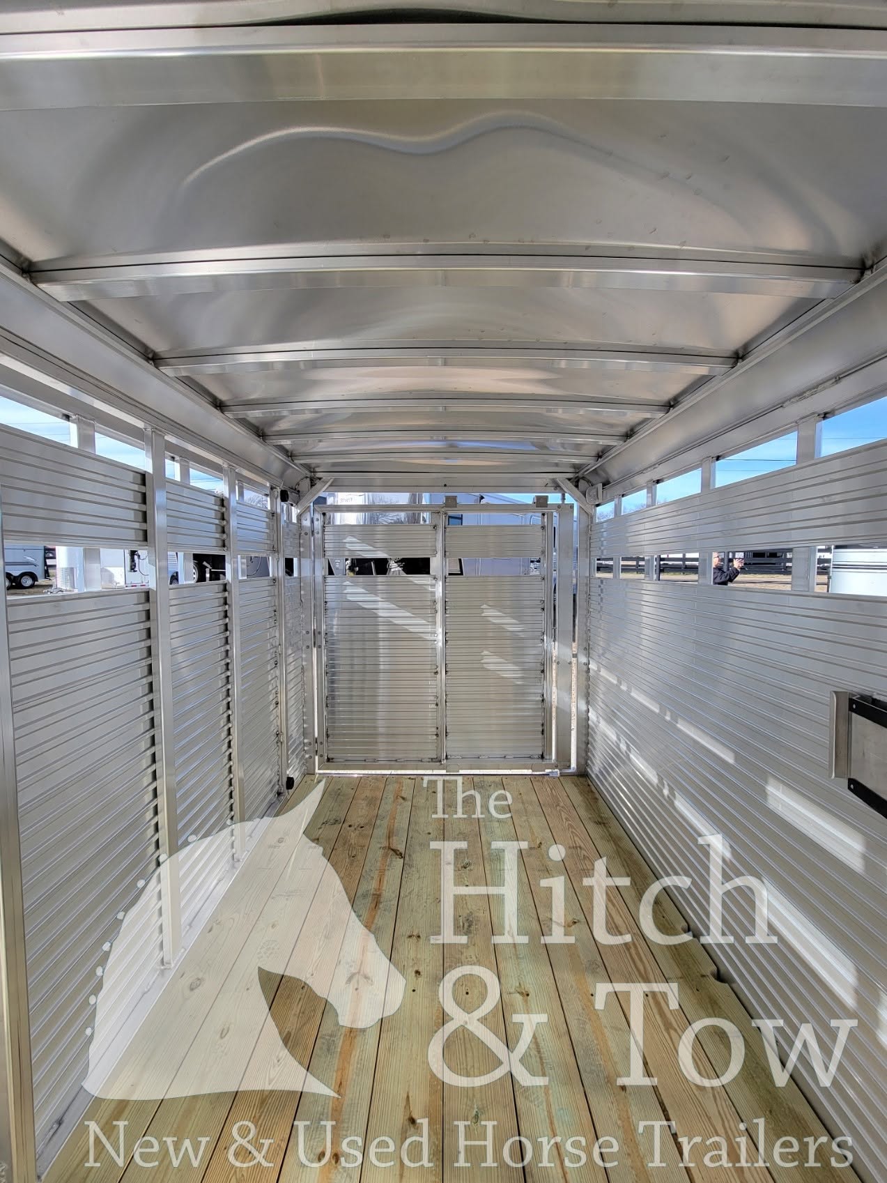 2026 ADAM LIVESTOCK BUMPER PULL W/ ESCAPE DOOR! $14,900