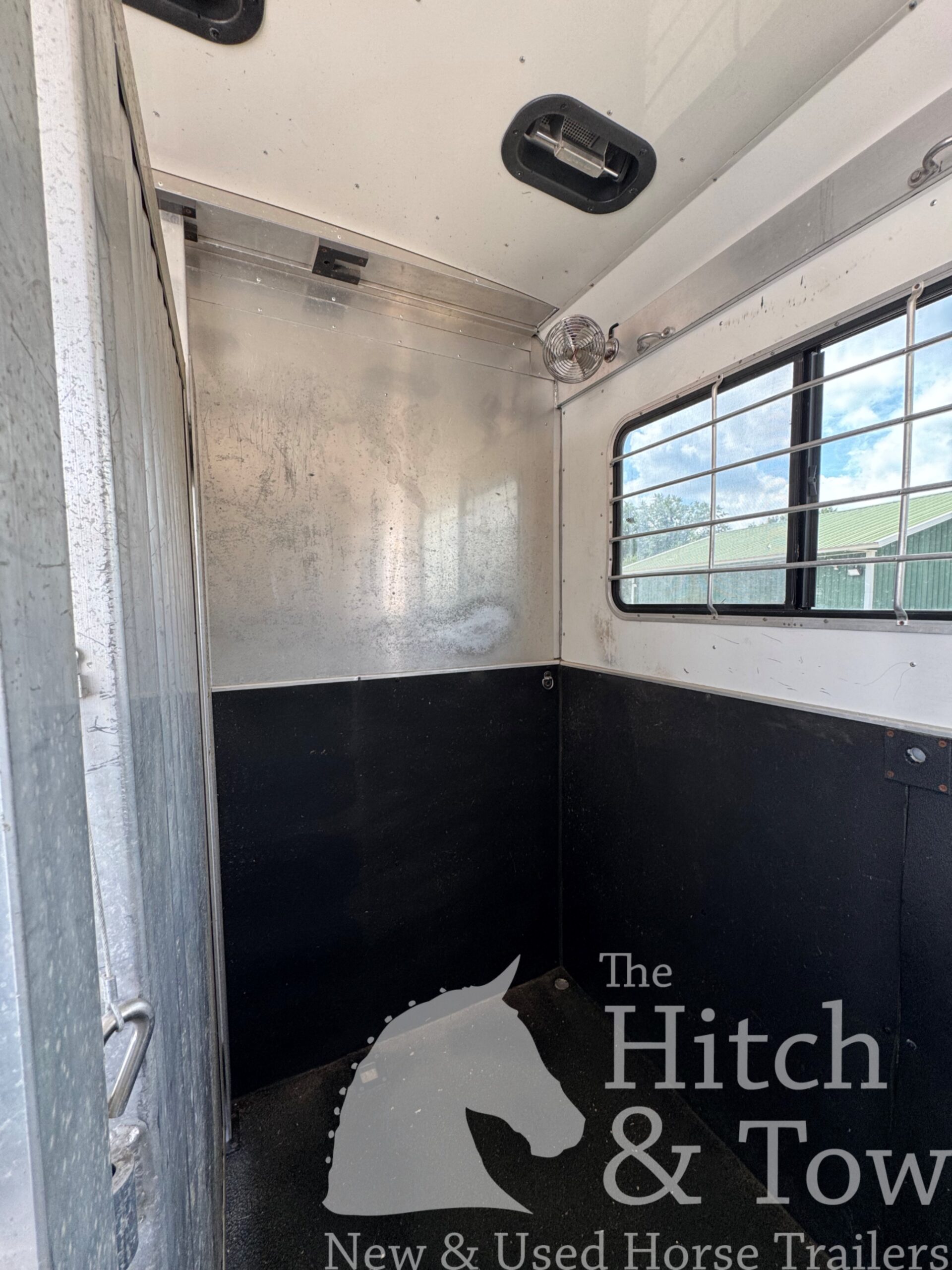 2017 ADAM 9 HORSE GOOSENECK & 2008 FREIGHTLINER TRUCK! $135,000