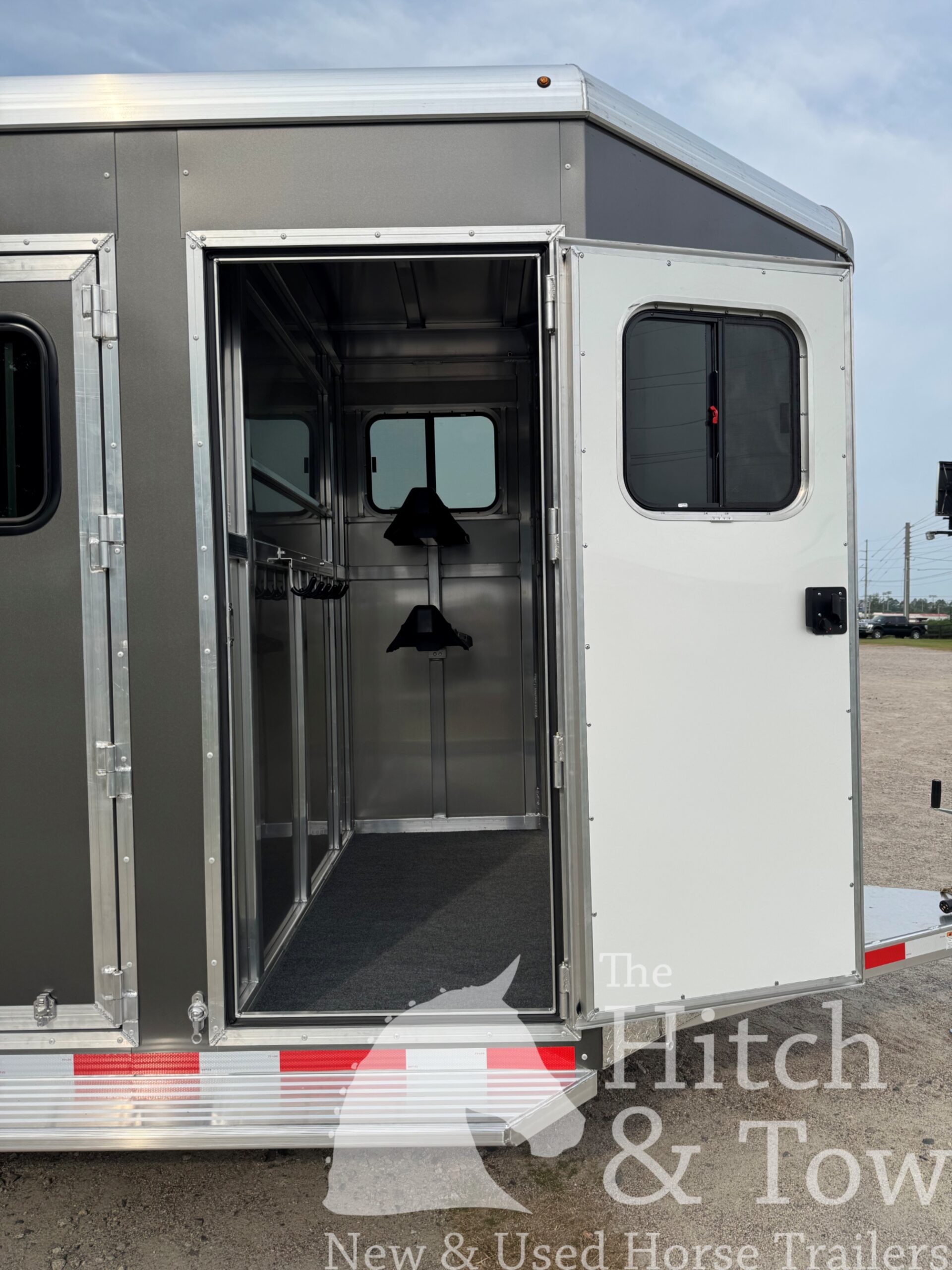 2027 ADAM 2 HORSE BUMPER PULL W/ DRESSING ROOM! $20,900