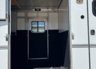 2010 SUNDOWNER 2 HORSE GOOSENECK w/ SIDE RAMP and DRESSING ROOM! $16,900