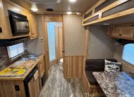 2021 LAKOTA CHARGER 2 HORSE GOOSENECK WITH 9′ LQ & 7′ SLIDE OUT! $52,500