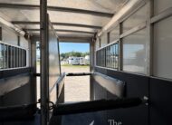 2010 SUNDOWNER 2 HORSE GOOSENECK w/ SIDE RAMP and DRESSING ROOM! $16,900