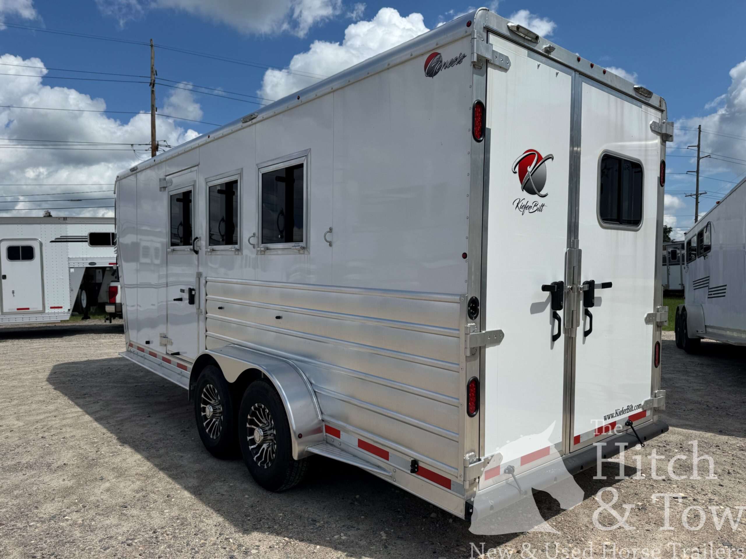 2026 KIEFERBILT 3 HORSE W/ UPGRADES! $35,500