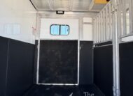 2010 SUNDOWNER 2 HORSE GOOSENECK w/ SIDE RAMP and DRESSING ROOM! $16,900