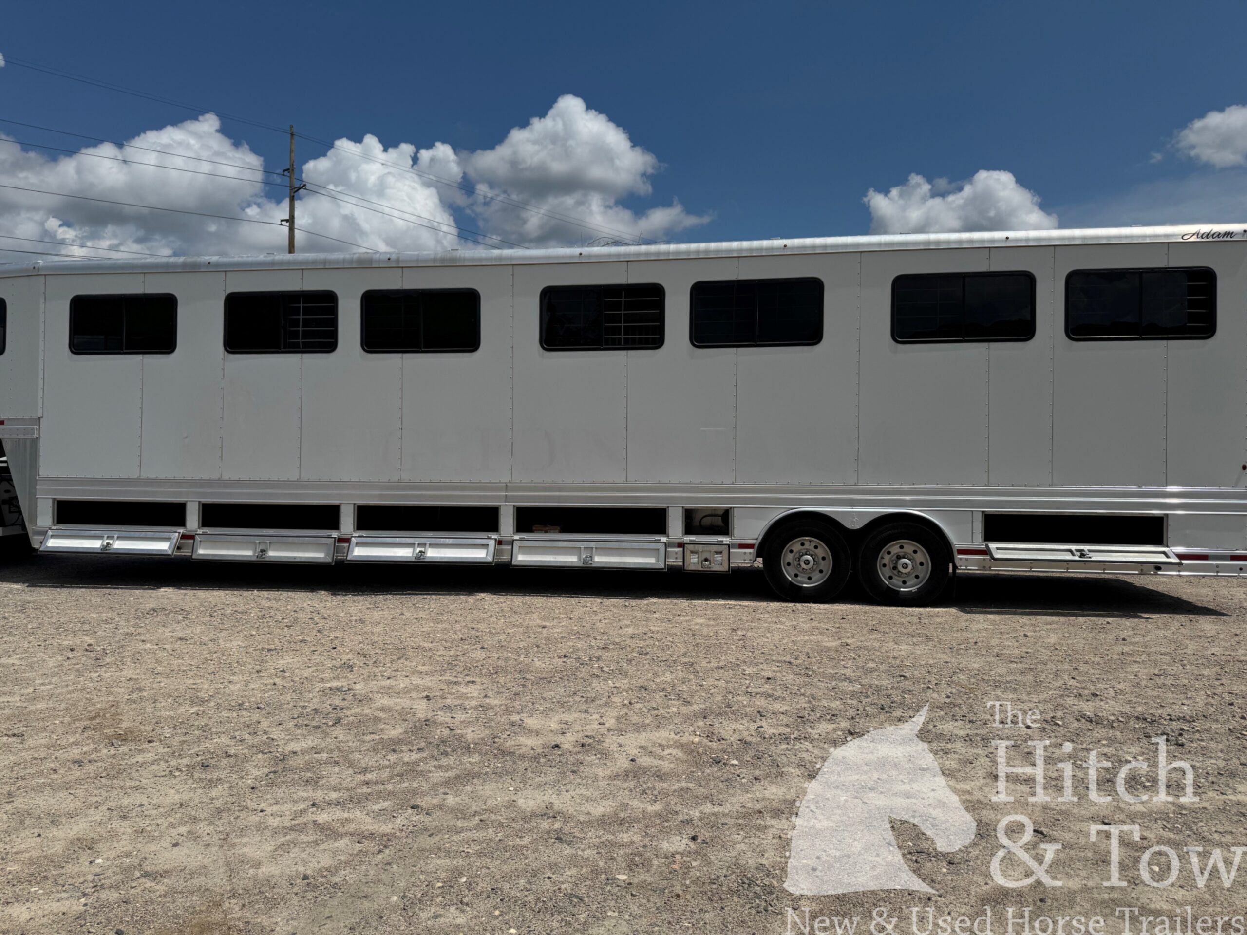 2017 ADAM 9 HORSE GOOSENECK & 2008 FREIGHTLINER TRUCK! $135,000
