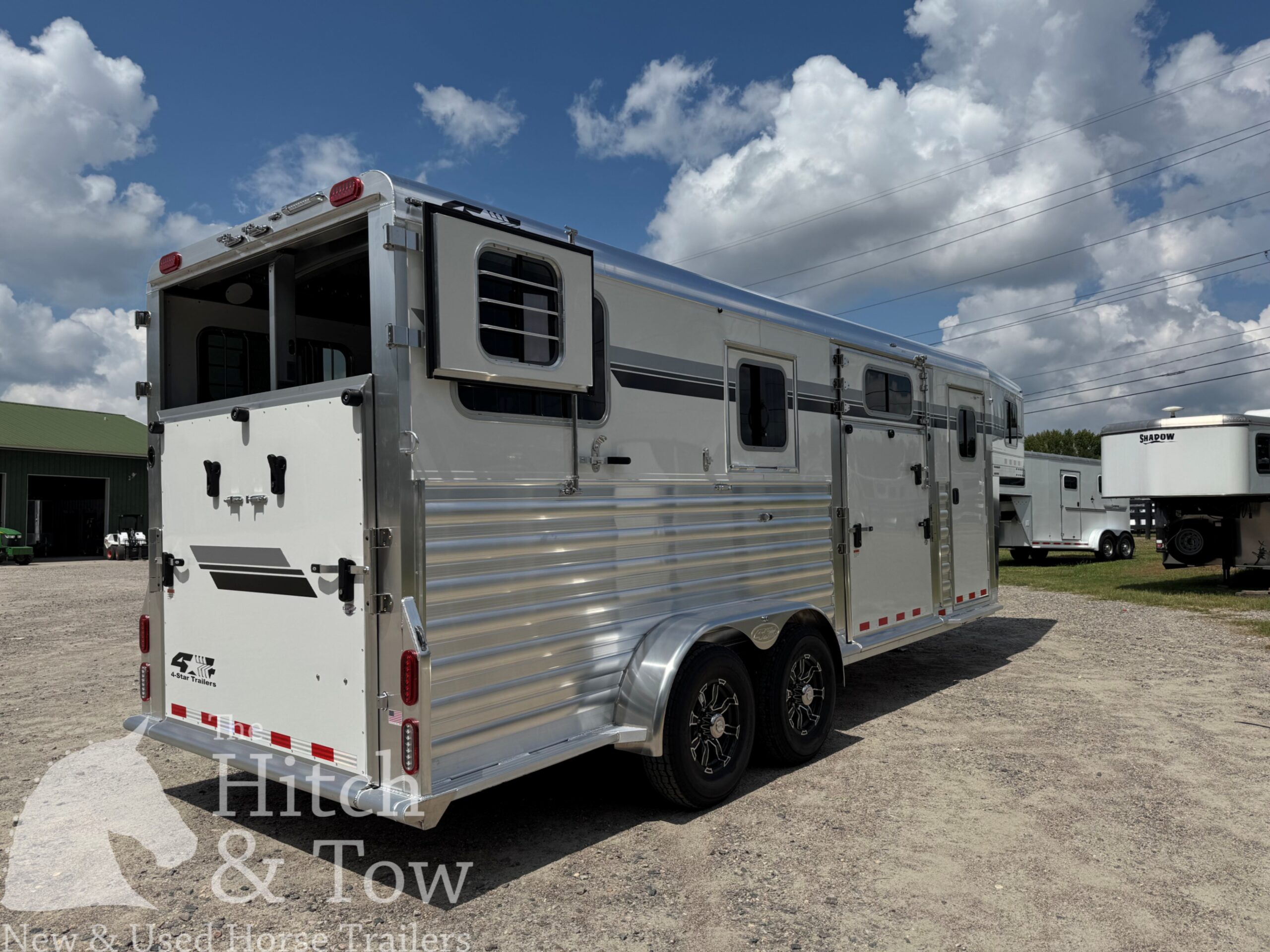 2027 4 STAR 2+1 GOOSENECK!! $52,900
