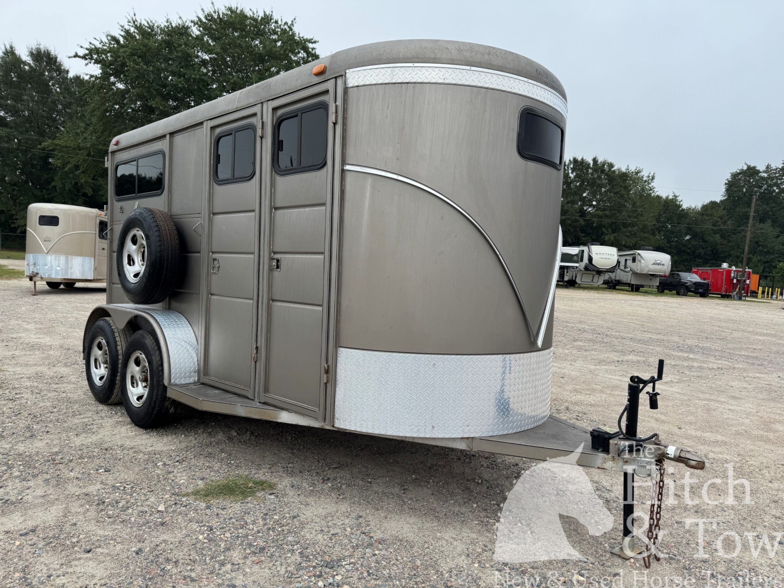 2009 CALICO CLASSIC 2 HORSE STRAIGHT LOAD BUMPER PULL W/ DRESSING ROOM $5,900