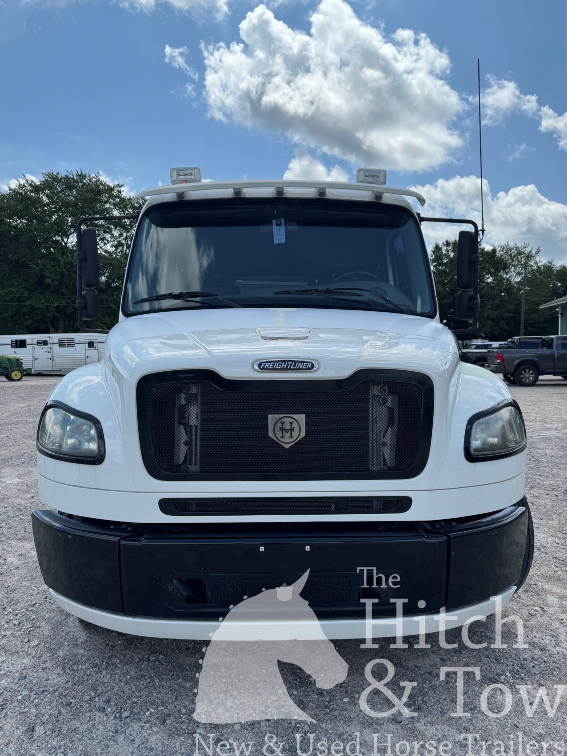 2017 ADAM 9 HORSE GOOSENECK & 2008 FREIGHTLINER TRUCK! $135,000