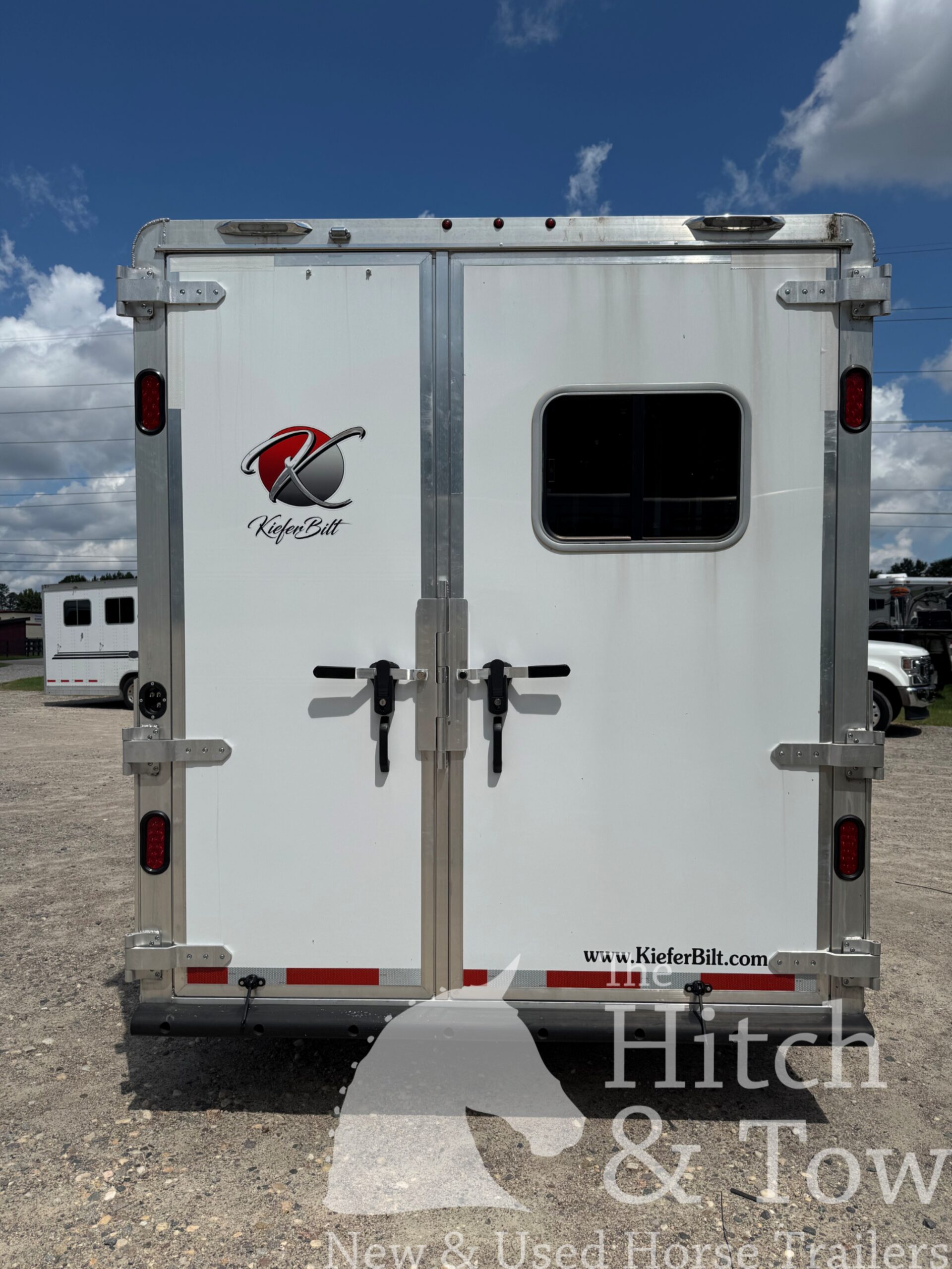 2026 KIEFERBILT 3 HORSE W/ UPGRADES! $35,500