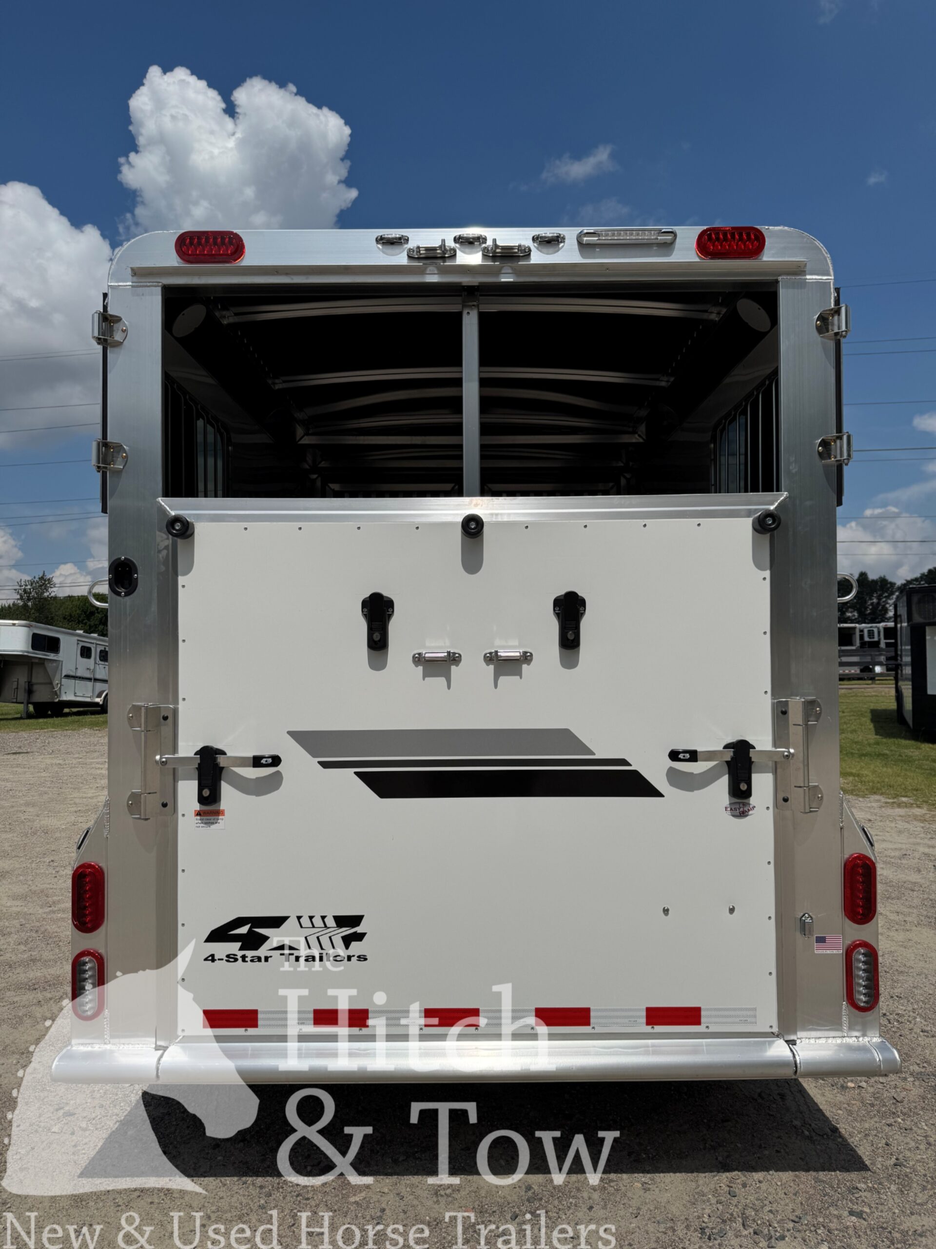 2027 4 STAR 2+1 GOOSENECK!! $52,900