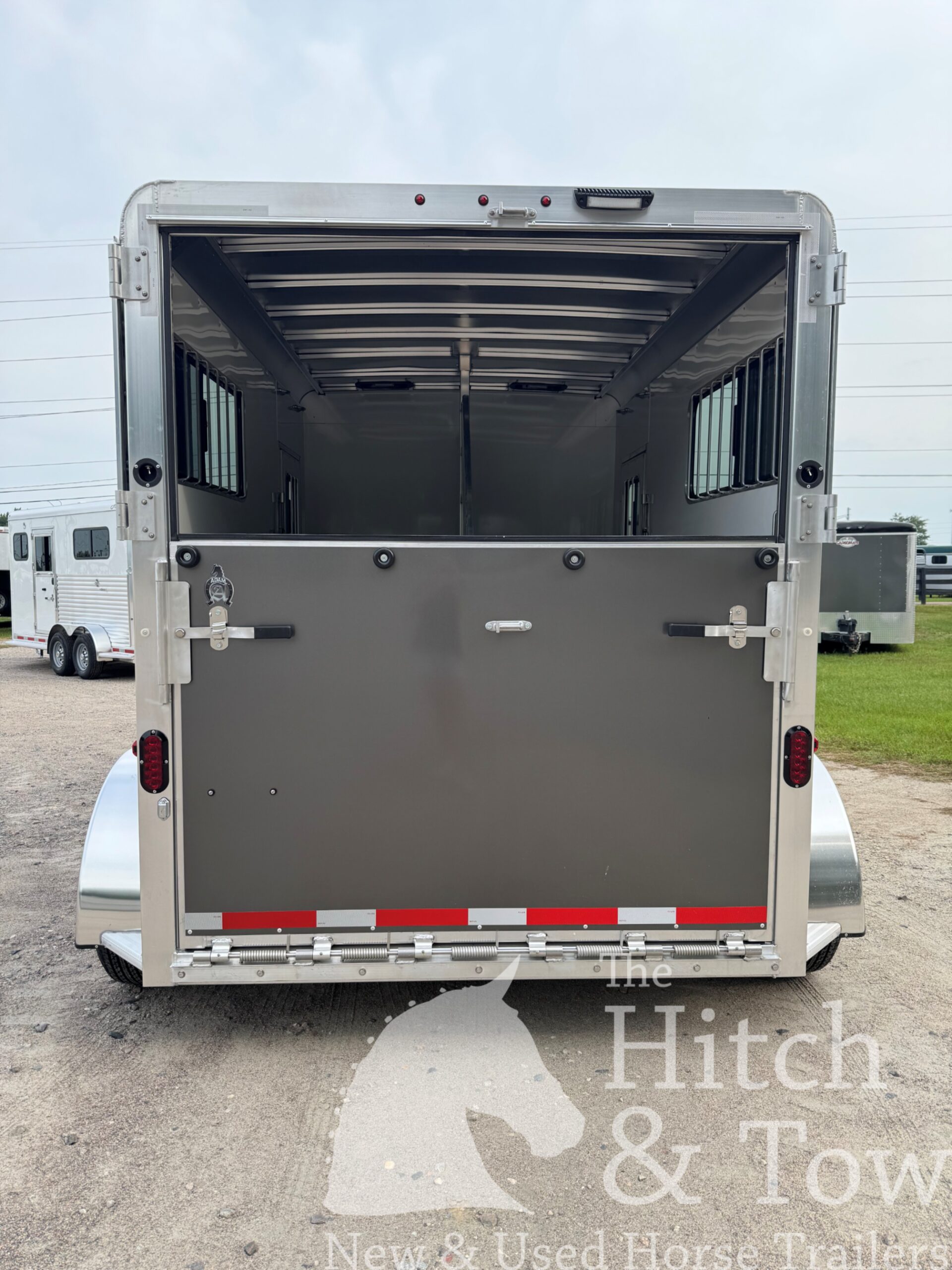 2027 ADAM 2 HORSE BUMPER PULL W/ DRESSING ROOM! $20,900