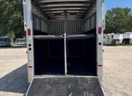 2010 SUNDOWNER 2 HORSE GOOSENECK w/ SIDE RAMP and DRESSING ROOM! $16,900