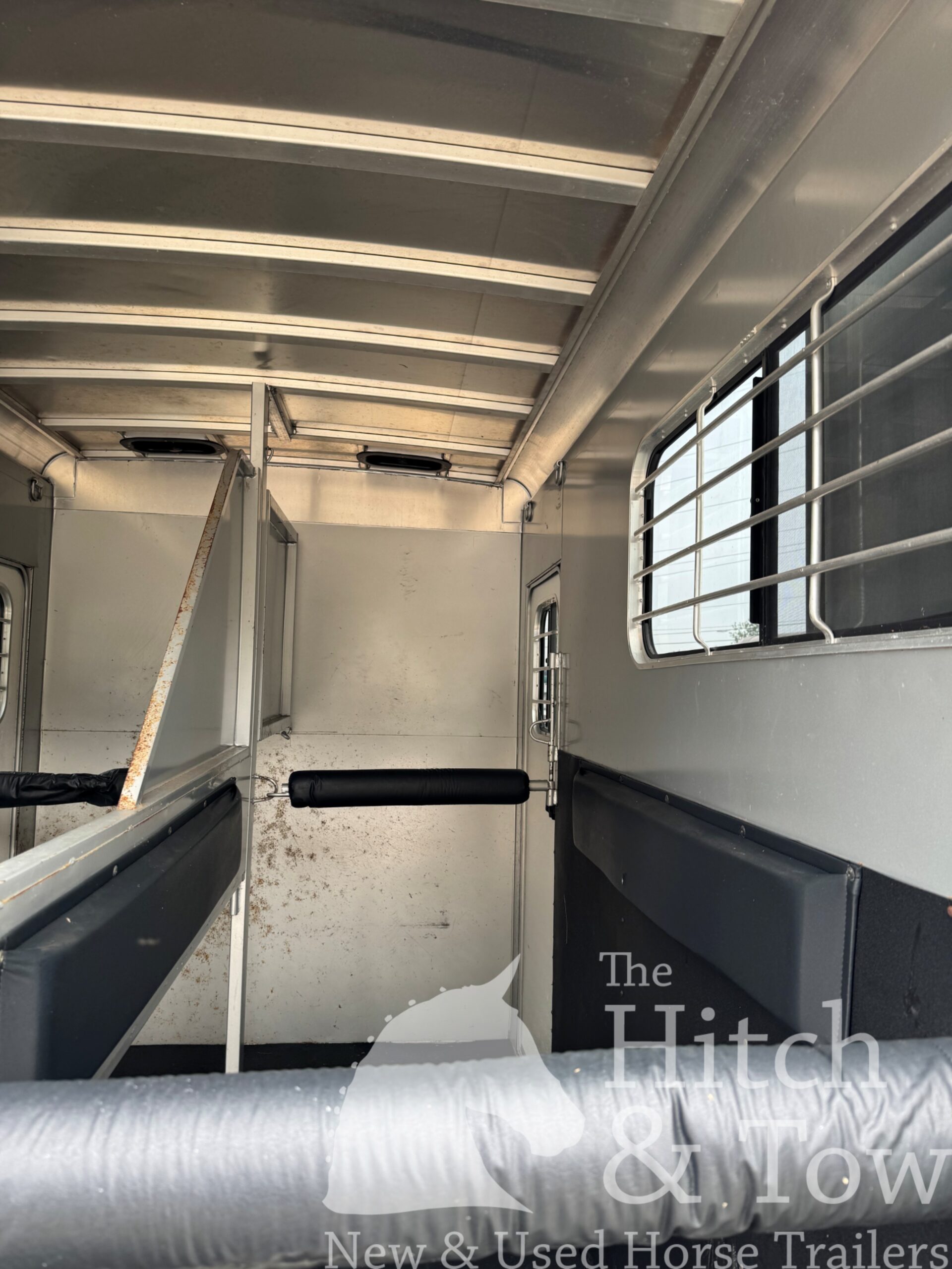 2011 ADAM 2 HORSE BUMPER PULL $10,900