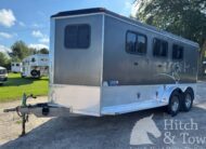 2011 HOMESTEADER 3 HORSE SLANT BUMPER PULL W/ DRESSING ROOM $12,900