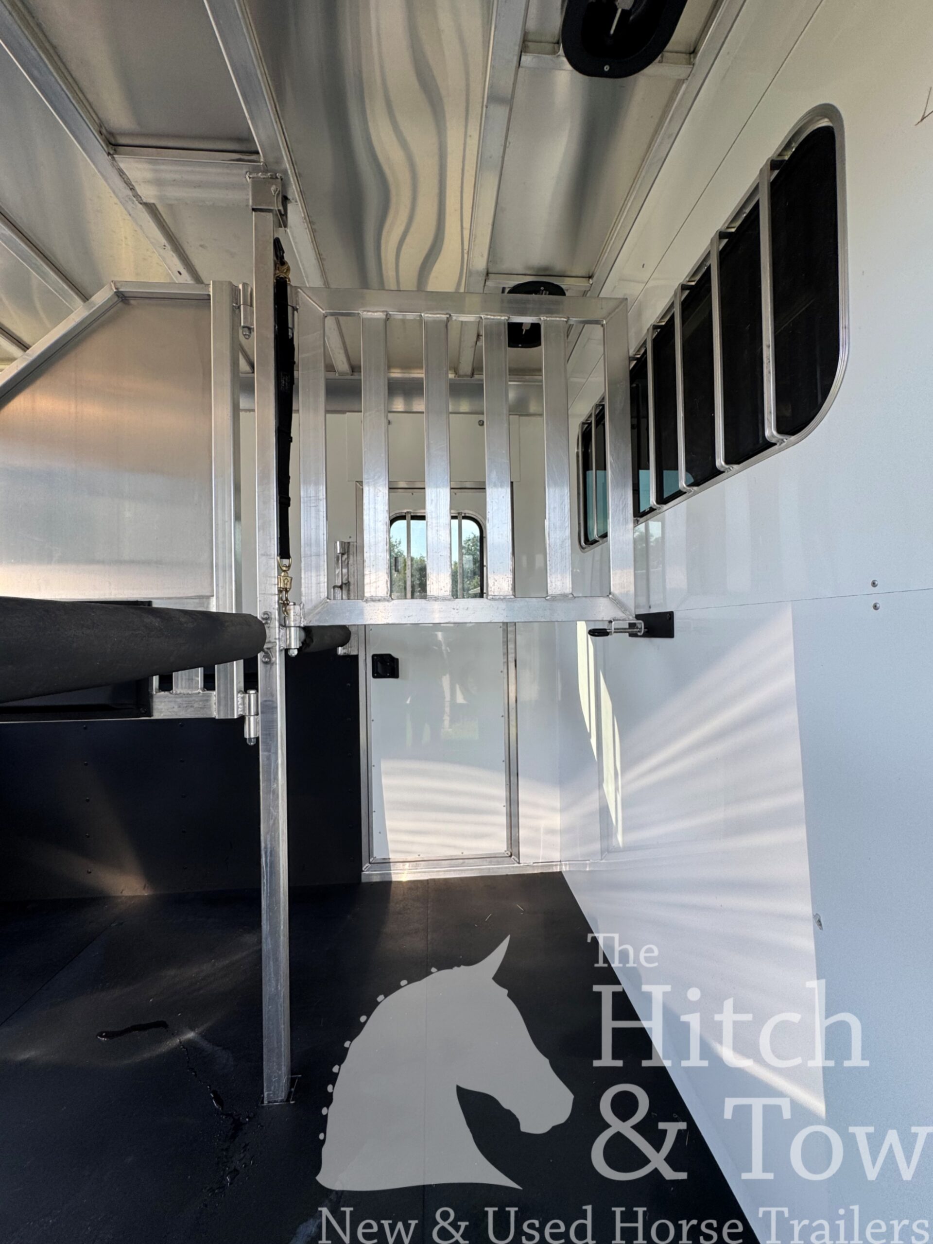 2025 ADAM 2 HORSE BUMPER PULL W/ DRESSING ROOM & UPGRADES!! $18,500