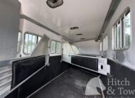 2007 FEATHERLITE 4 HORSE SLANT GOOSENECK HORSE TRAILER $17,500.