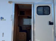 2007 JAMCO 2 HORSE STRAIGHT LOAD GOOSENECK WITH 9′ LQ! $37,500
