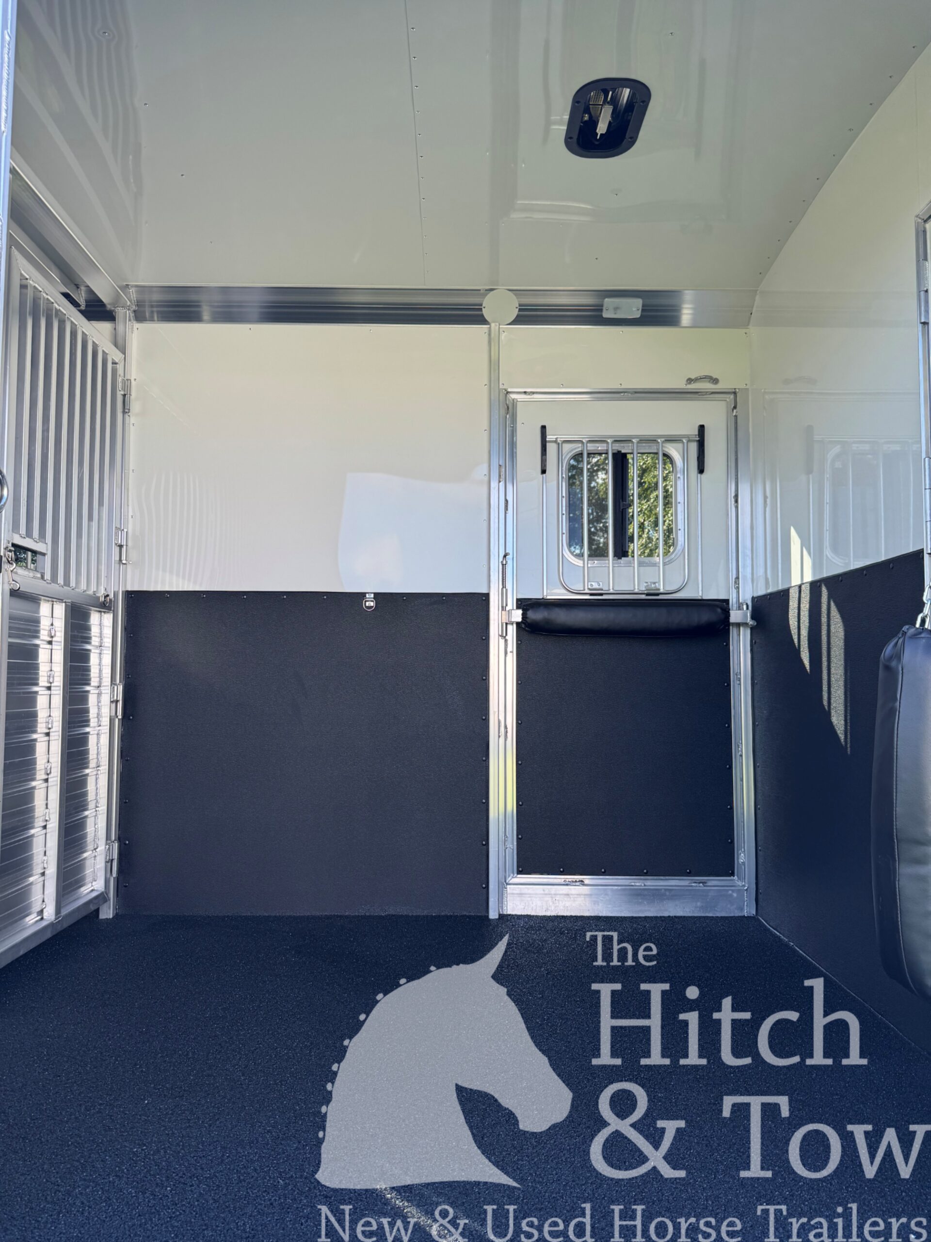 2027 4 STAR 2+1 W/ ROLLING DIVIDER, WERM, 5′ DRESSING ROOM & MORE!! $68,900