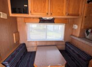 2007 JAMCO 2 HORSE STRAIGHT LOAD GOOSENECK WITH 9′ LQ! $37,500