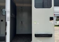 2007 HAWK 2 HORSE GOOSENECK TRAILER W/ SIDE RAMP AND DRESSING ROOM! $14,900