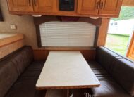 2006 SILVERLITE 3 HORSE GOOSENECK WITH 10′ LIVING QUARTERS $30,000