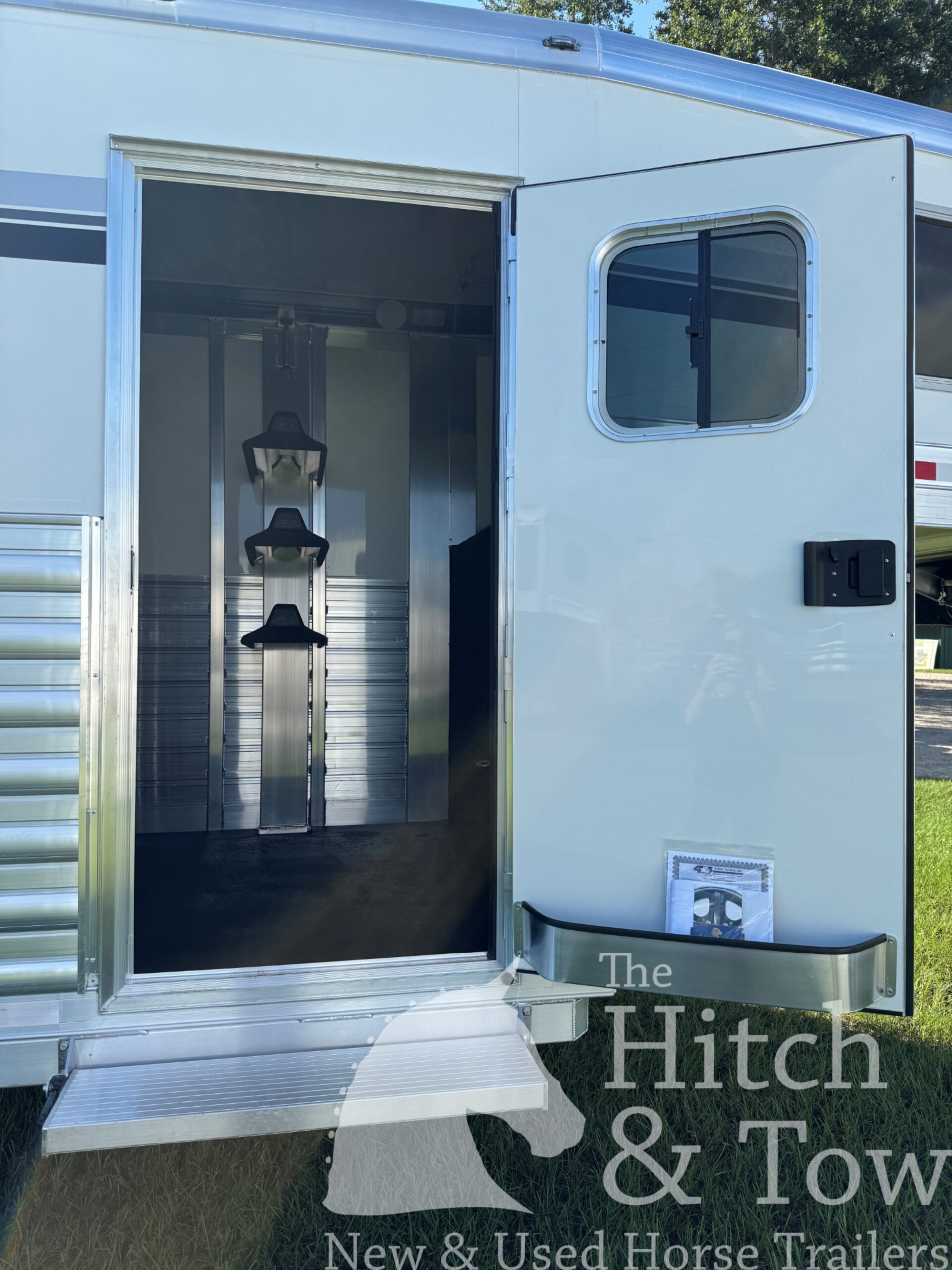 2027 4 STAR 2+1 W/ ROLLING DIVIDER, WERM, 5′ DRESSING ROOM & MORE!! $68,900