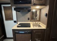 2022 SHADOW 3 HORSE SLANT LOAD LIVING QUARTERS TRAILER W/ UPGRADES & SLIDE OUT! $54,000