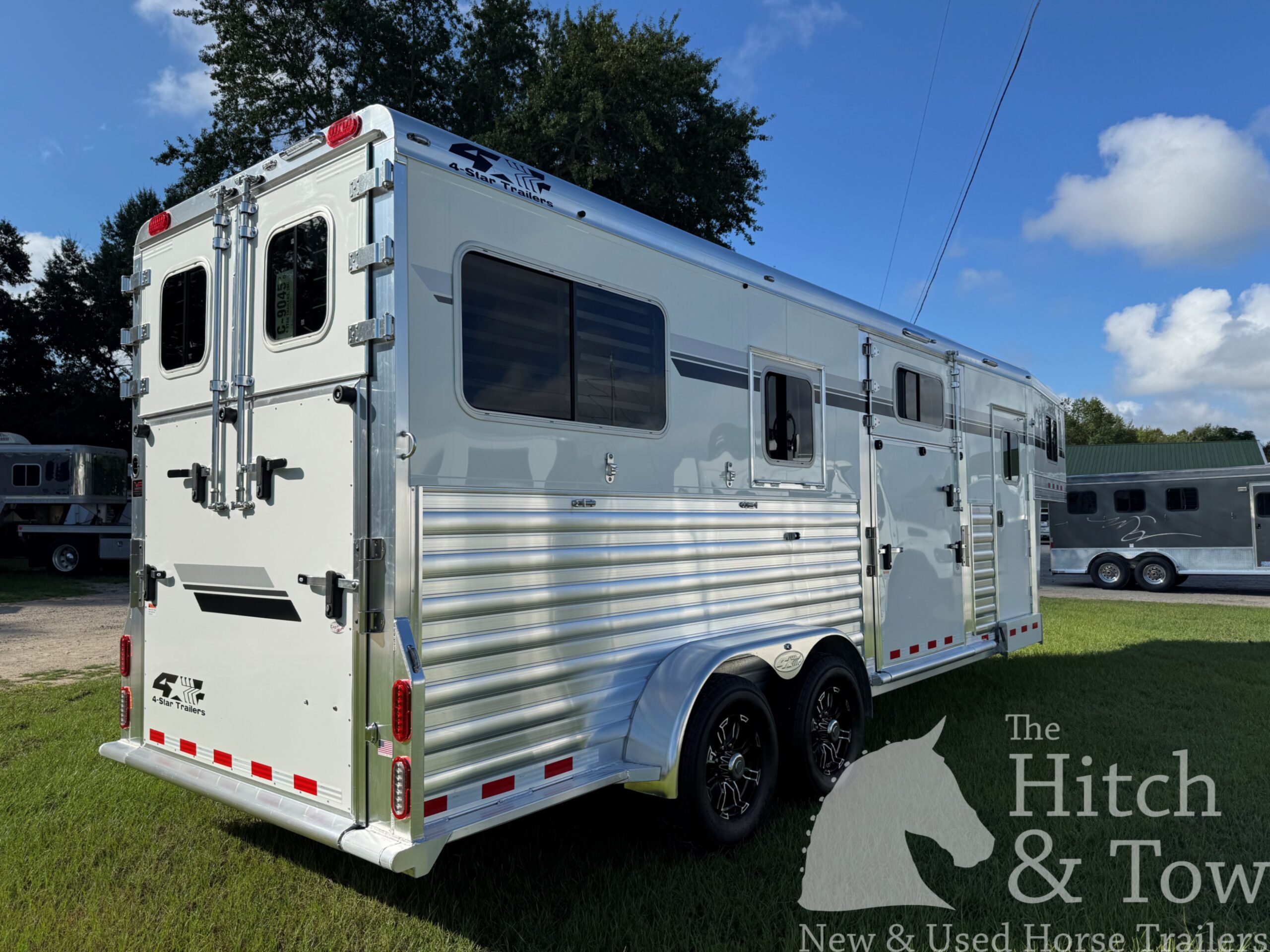 2027 4 STAR 2+1 W/ ROLLING DIVIDER, WERM, 5′ DRESSING ROOM & MORE!! $68,900