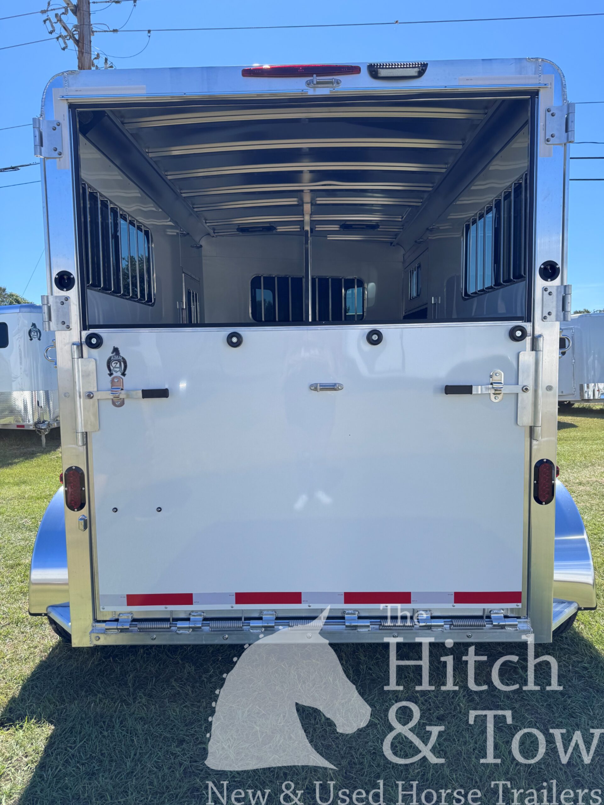 2027 ADAM JULITE 2 HORSE BUMPER PULL W/ SIDE RAMP $24,900