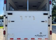 2007 JAMCO 2 HORSE STRAIGHT LOAD GOOSENECK WITH 9′ LQ! $37,500