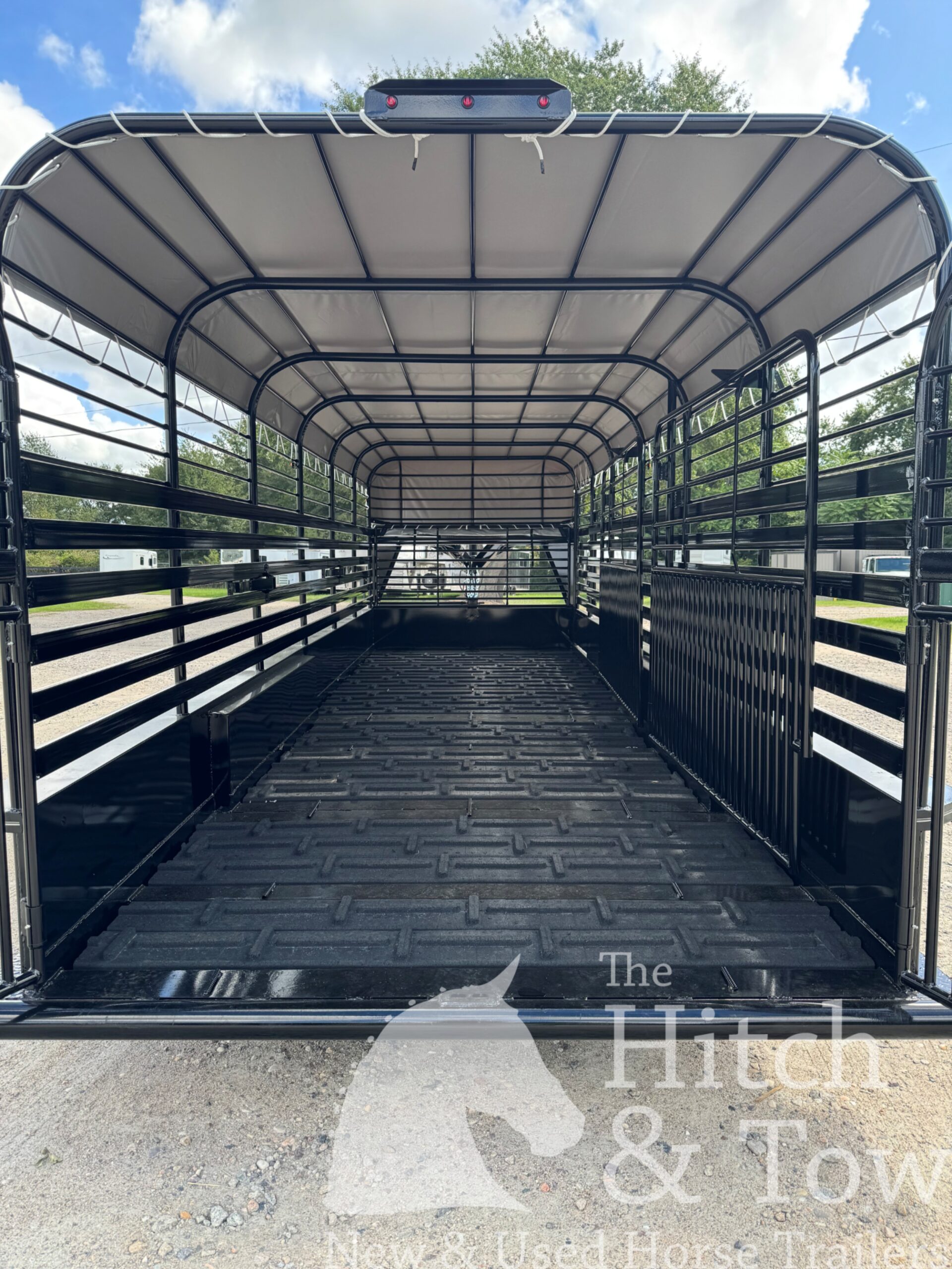 2026 24′ LIVESTOCK STOLL TRAILER W/ TUBE SIDES AND GRAY CANVAS TOP $19,950