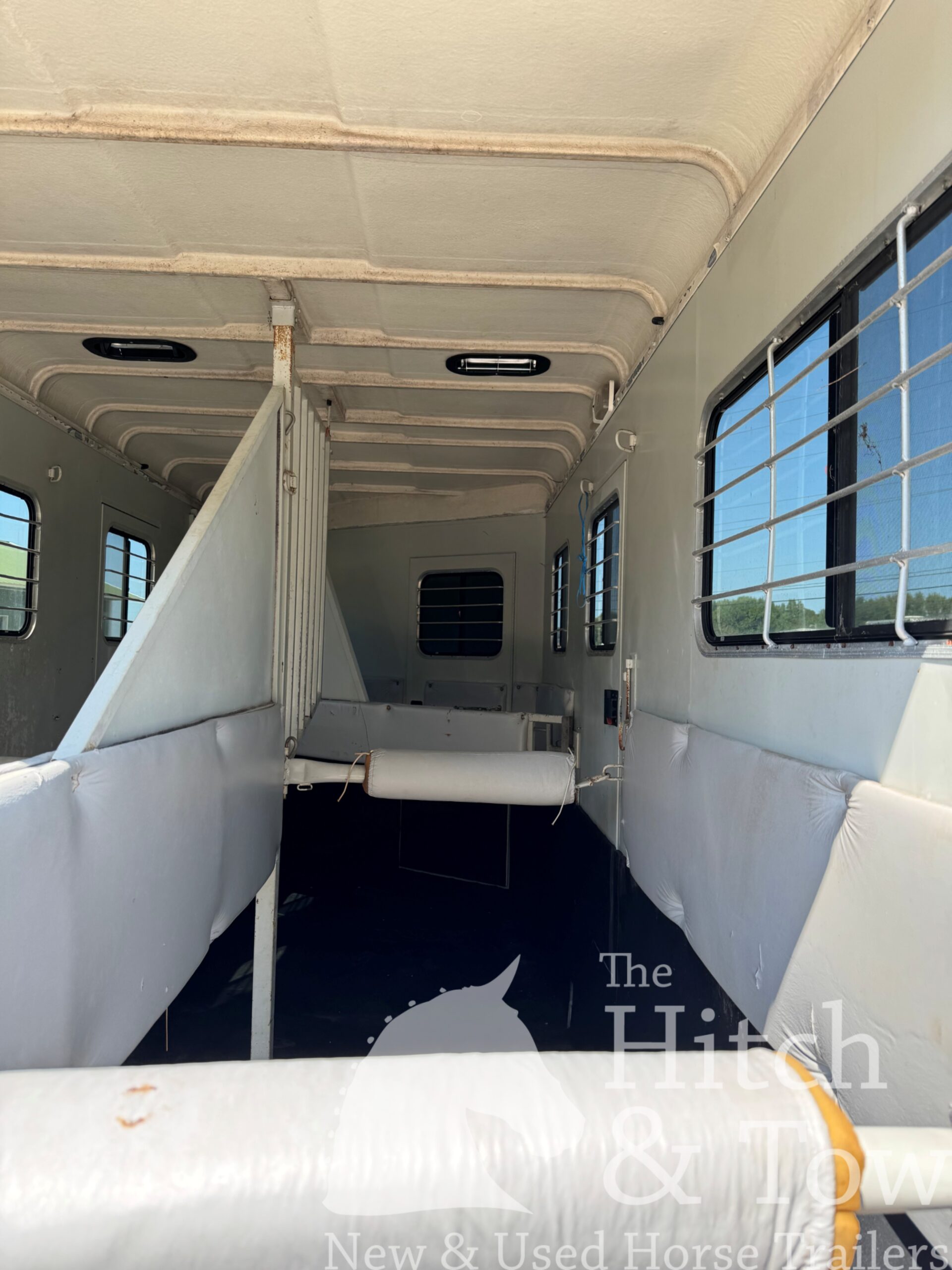 2005 EQUISPIRIT 3 HORSE SAFELOAD GOOSENECK $13,900