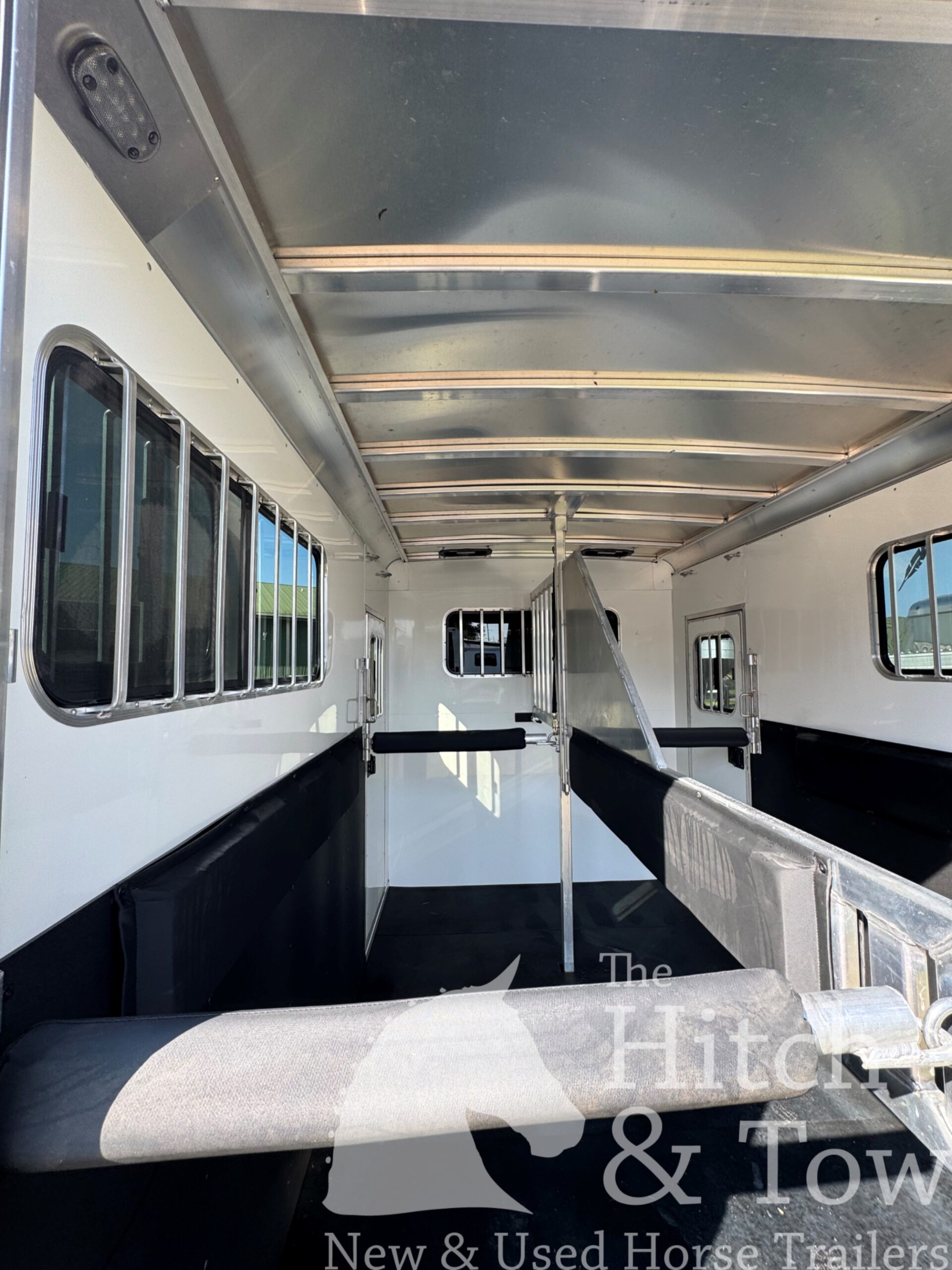 2025 ADAM 2 HORSE BUMPER PULL W/ DRESSING ROOM & UPGRADES!! $18,500