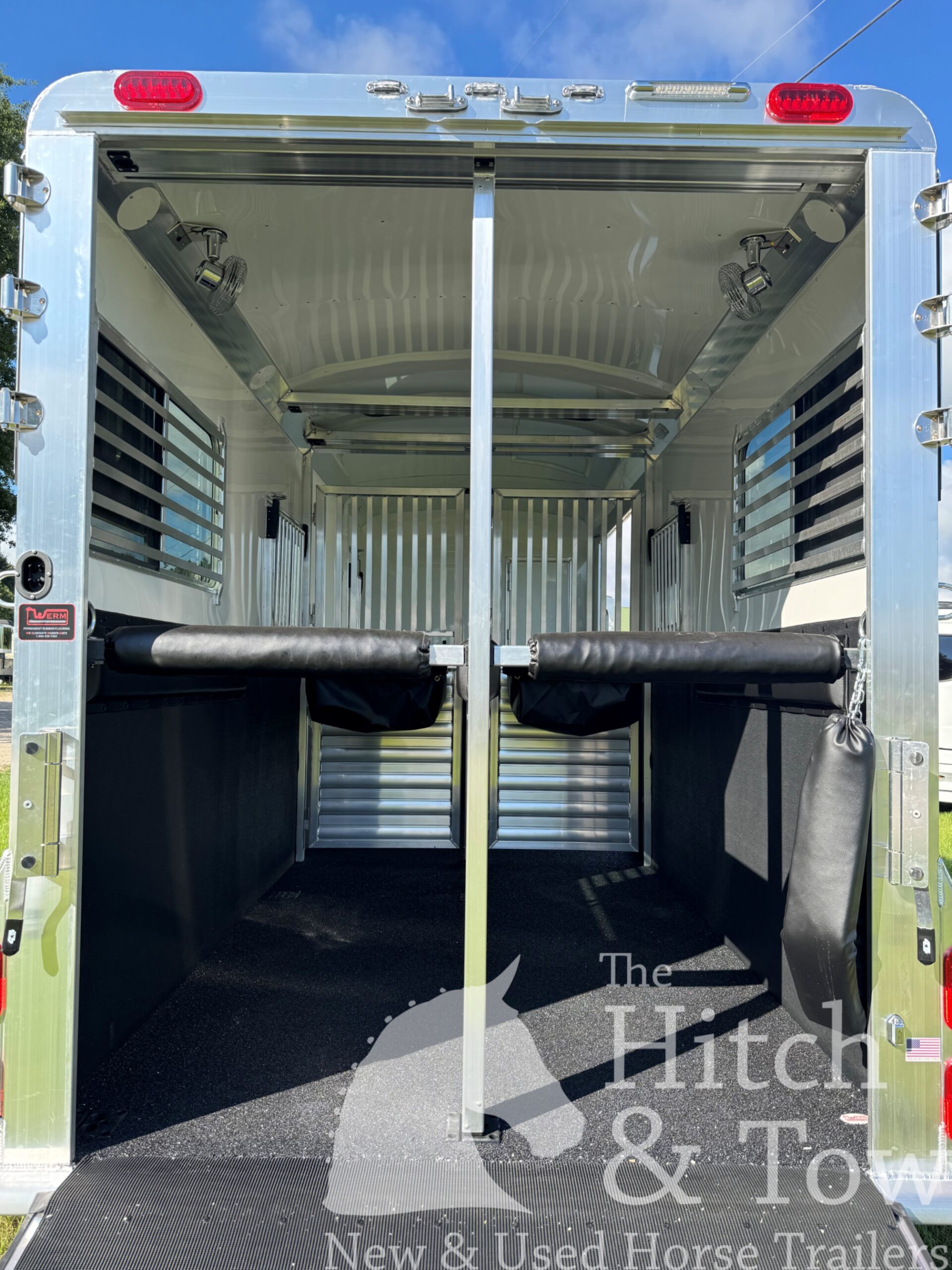 2027 4 STAR 2+1 W/ ROLLING DIVIDER, WERM, 5′ DRESSING ROOM & MORE!! $68,900
