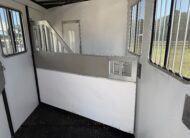 SLIGHTLY USED! 2025 DIXIE STAR 3 HORSE SLAT LOAD LIVING QUARTERS TRAILER! $44,000