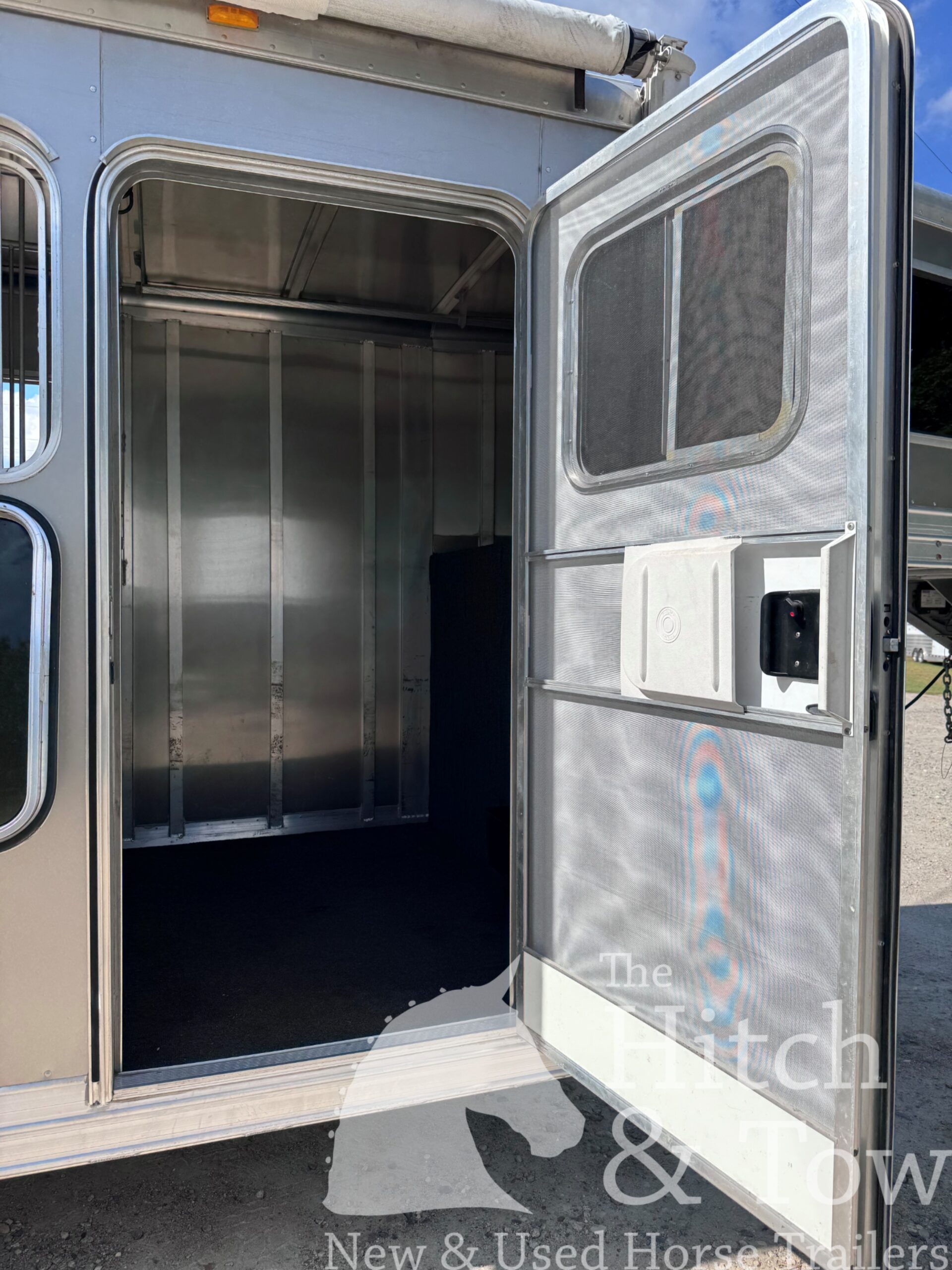 2007 FEATHERLITE 2 HORSE GOOSENECK $12,500