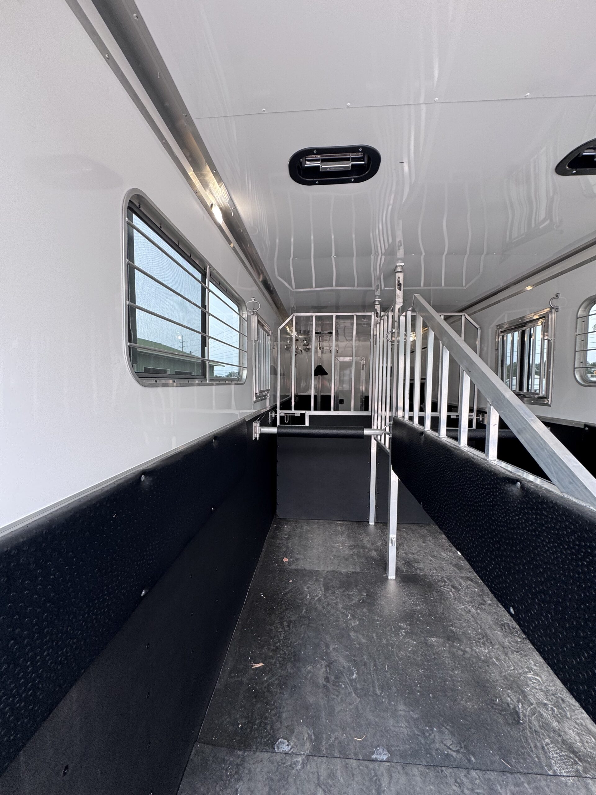 2027 KieferBilt Trailers 2+1 GOOSENECK W/ WEEKENDER & UPGRADES! $75,900