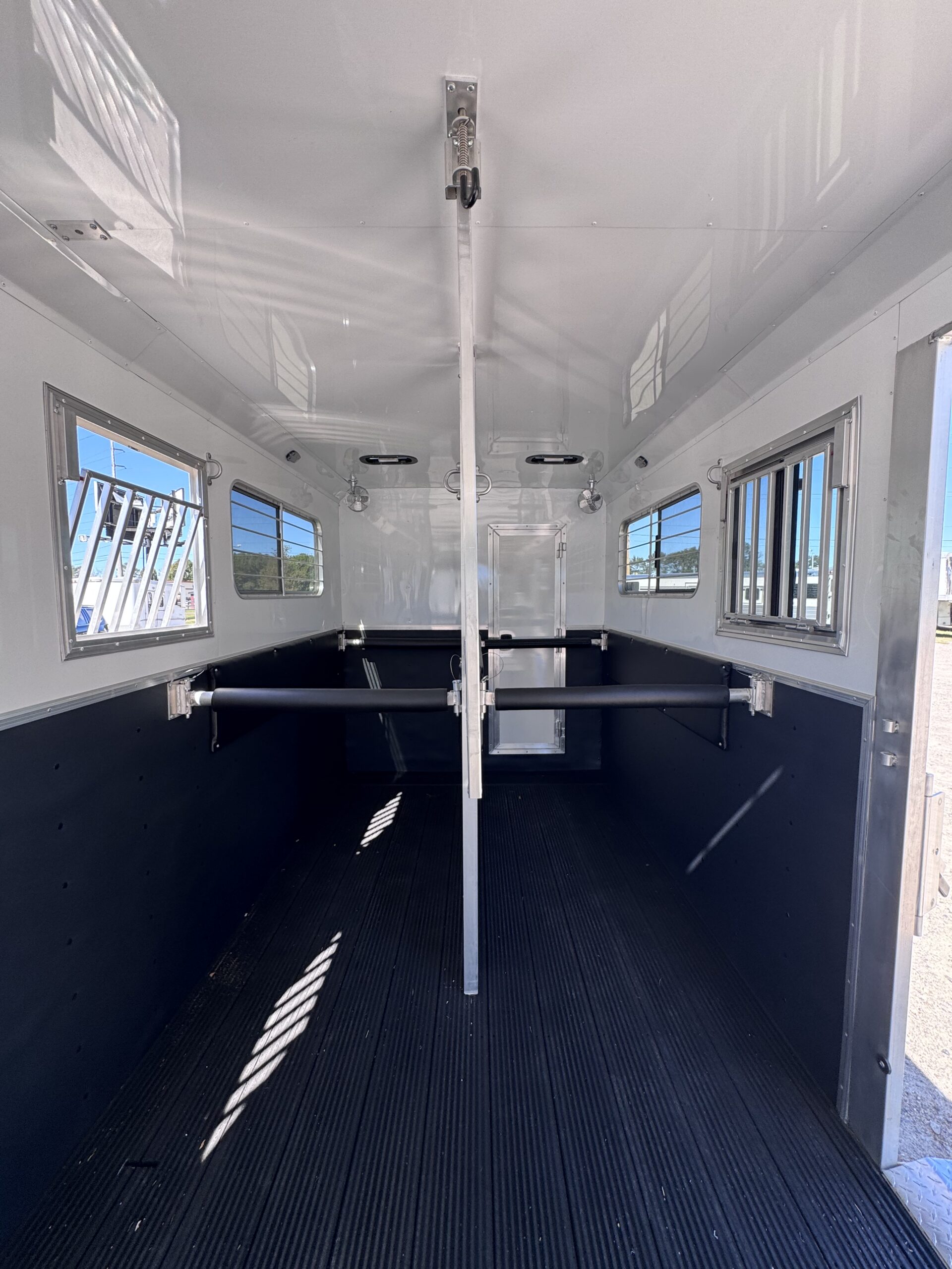 2027 KieferBilt Trailers 4 HORSE HEAD TO HEAD W/ MANY UPGRADES $72,900