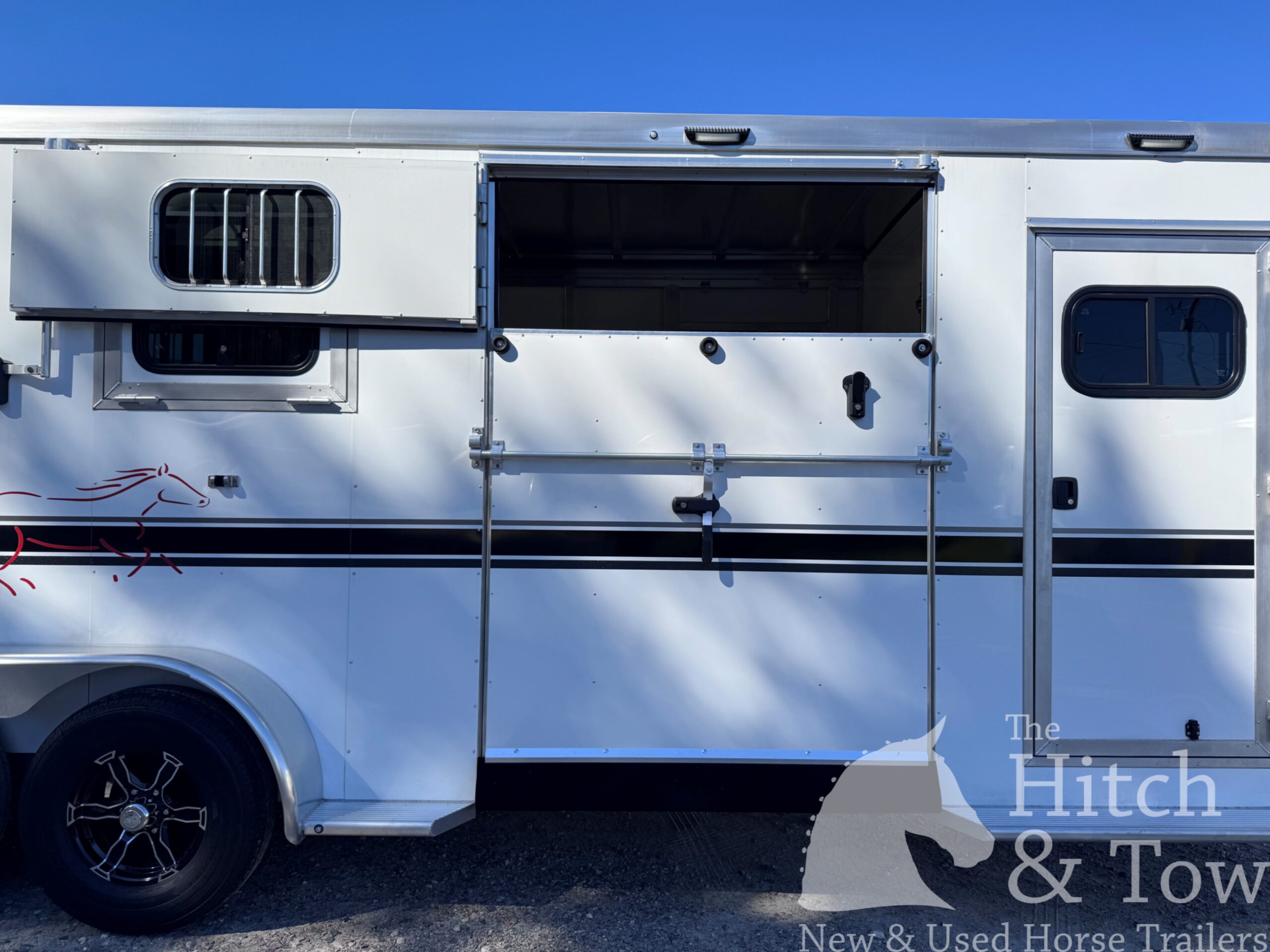 2026 SUNDOWNER CHARTER SE 2+1 GOOSENECK & LIGHTLY USED!! $45,900