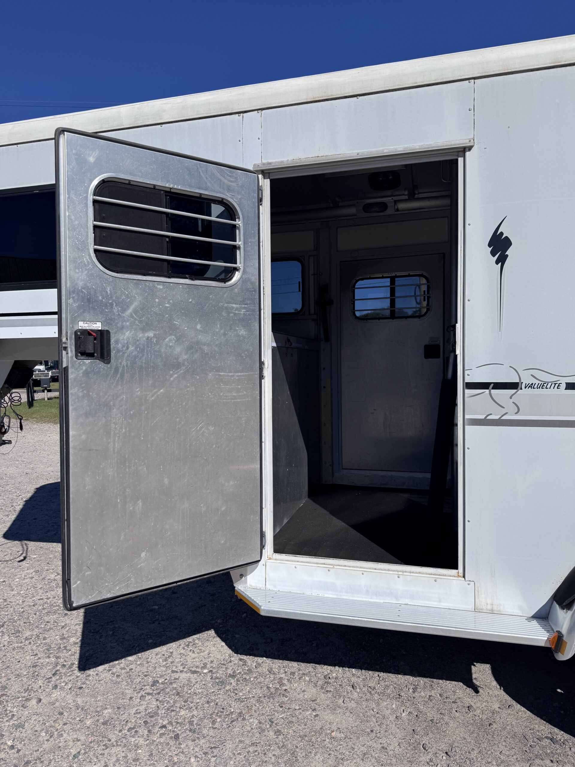 1998 SUNDOWNER 2 HORSE GOOSENECK NO DRESSING ROOM! $8,350