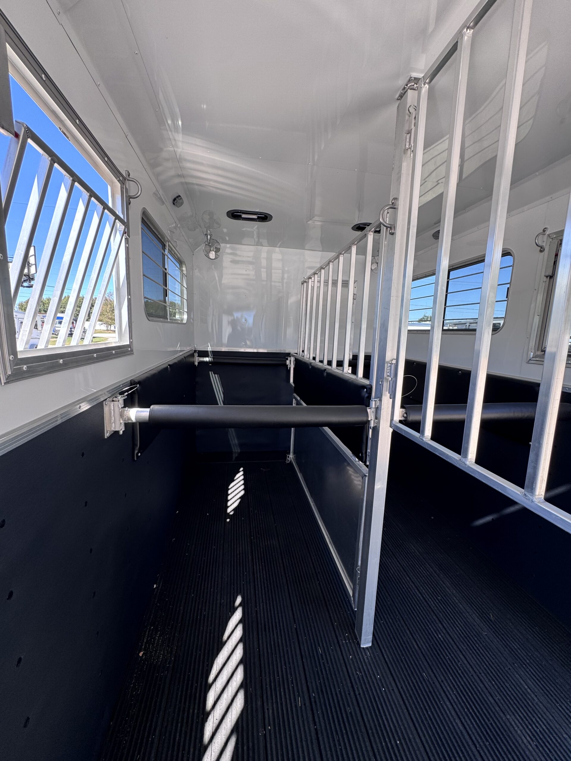 2027 KieferBilt Trailers 4 HORSE HEAD TO HEAD W/ MANY UPGRADES $72,900